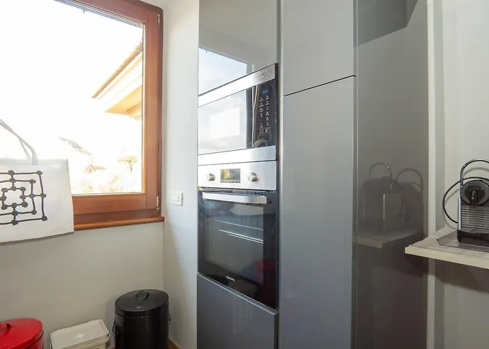 Divine View Apartment *