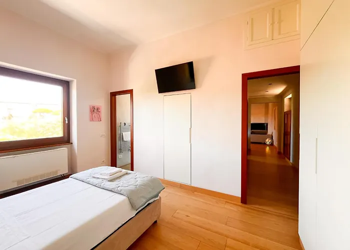 Divine View Apartment